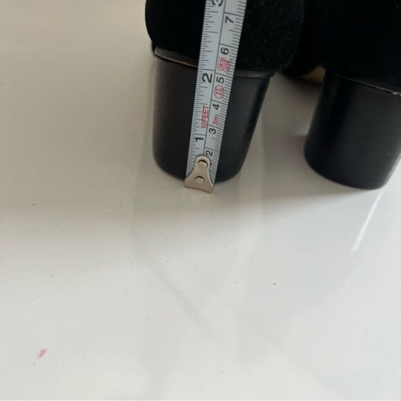 Rebecca Minkoff Izette Black Suede Cylinder 2 Inch Heel Ankle Boot - 6M - Picture 6 of 7